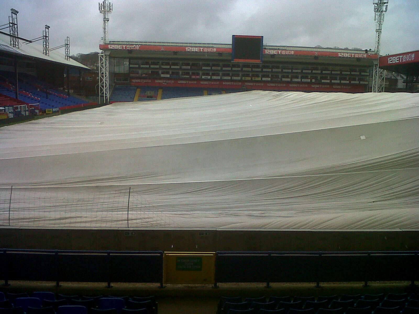 Crystal Palace use their MacLeod Cover to protect from the wet winter weather